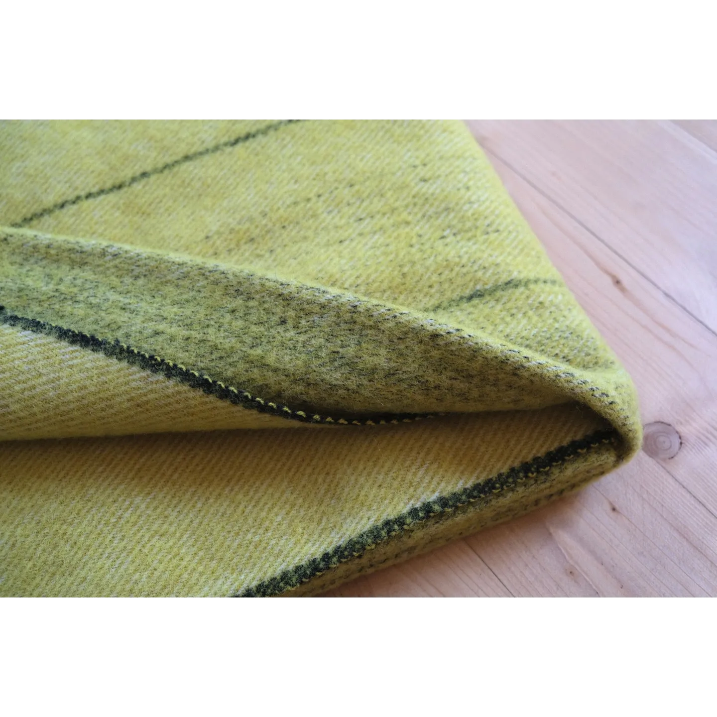 Blanket by DurchDuo - full colour - yellow