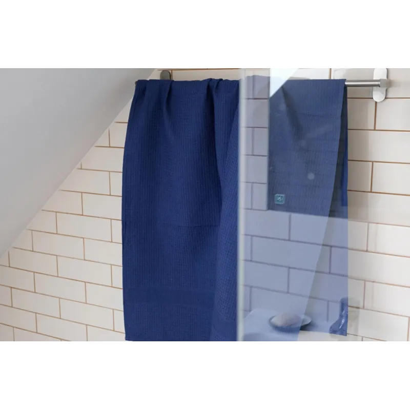 Serviette de bain en lin bleu