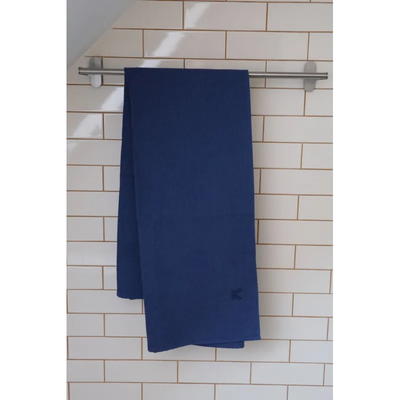 Serviette de bain en lin bleu