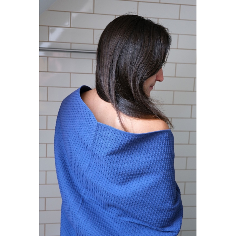 Handtuch aus blauem Leinen