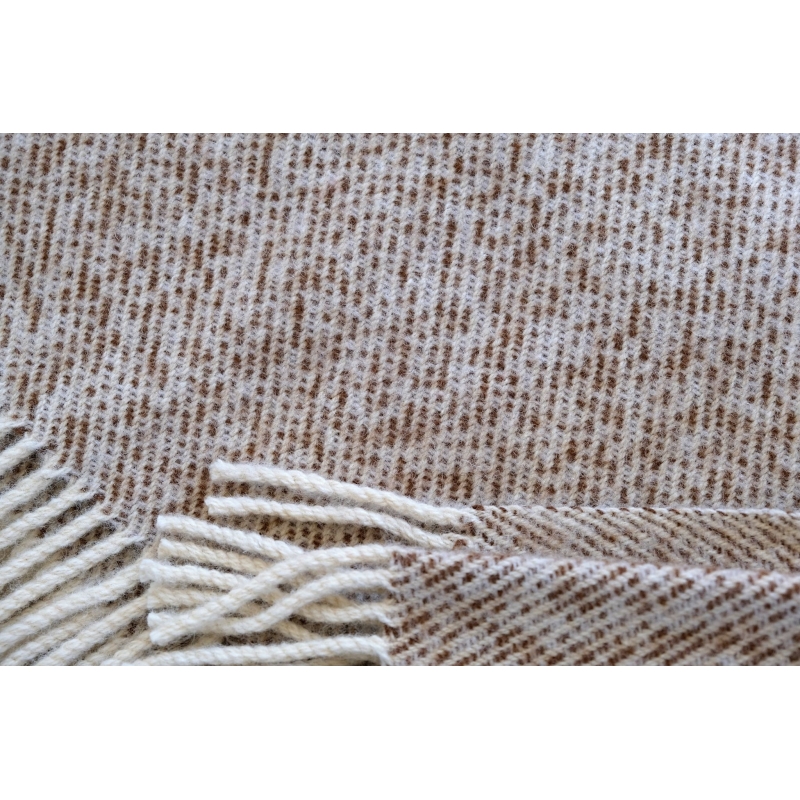 kopia Beżowy nakrapiany