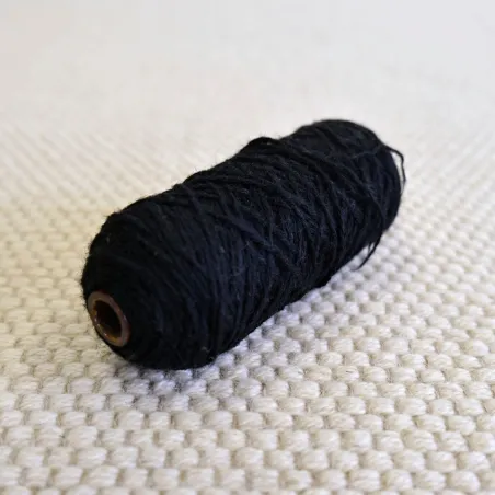 Zbytková 100% vlněná příze – černá (200tex/3x)